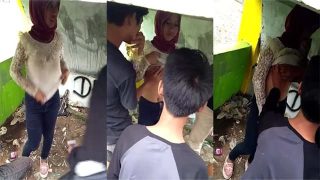 Hijab Girl & Boys Group Enjoy Erotik Video – Aggressive